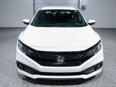 Used 2019 Honda Civic Sport image 4
