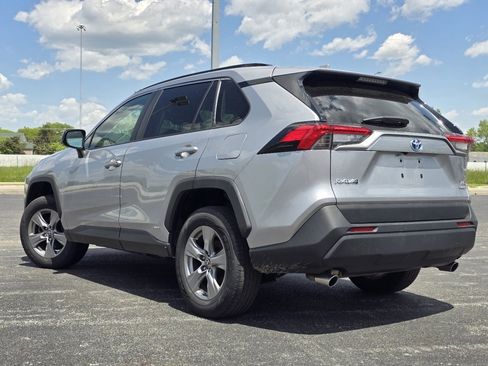 Certified 2023 Toyota RAV4 LE AWD/4WD image 11