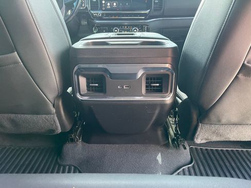 Used 2022 GMC Sierra 1500 Elevation w/ Elevation Premium Package image 26