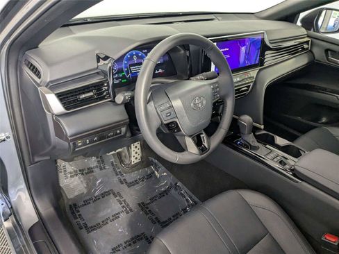 Certified 2025 Toyota Camry XSE FWD image 10