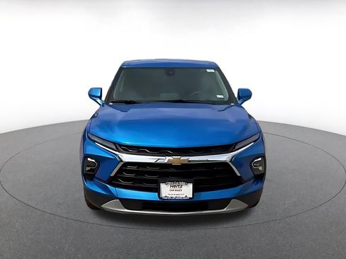 Used 2025 Chevrolet Blazer LT image 4