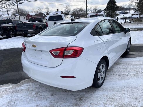 Used 2018 Chevrolet Cruze LS w/ LS Fleet Convenience Package image 5