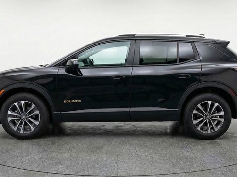 Used 2025 Chevrolet Equinox LT FWD image 5
