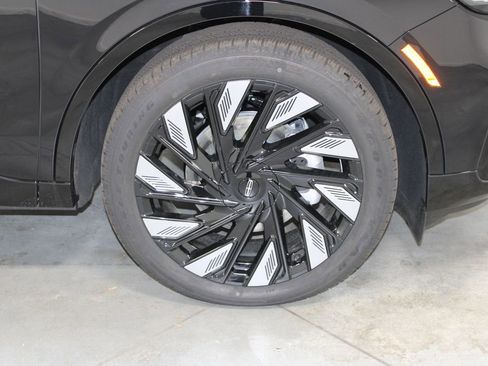 New 2026 Lincoln Nautilus Reserve AWD/4WD image 12