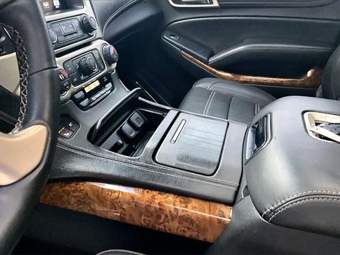 Used 2015 GMC Yukon XL Denali w/ Touring Package image 17