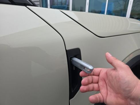 New 2025 Ford Bronco Sport Outer Banks w/ Sasquatch Outer Banks Package AWD/4WD image 6