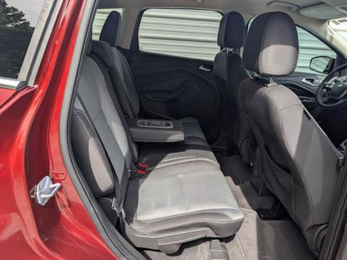Used 2016 Ford Escape SE FWD image 16