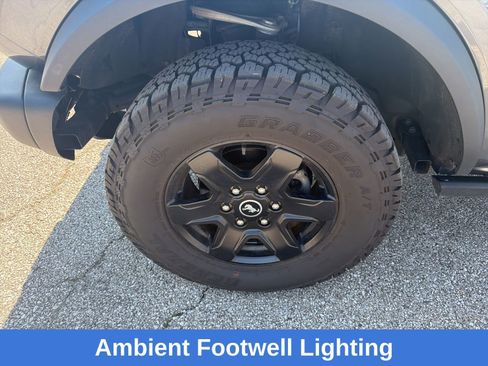 Used 2023 Ford Bronco Black Diamond AWD/4WD image 25