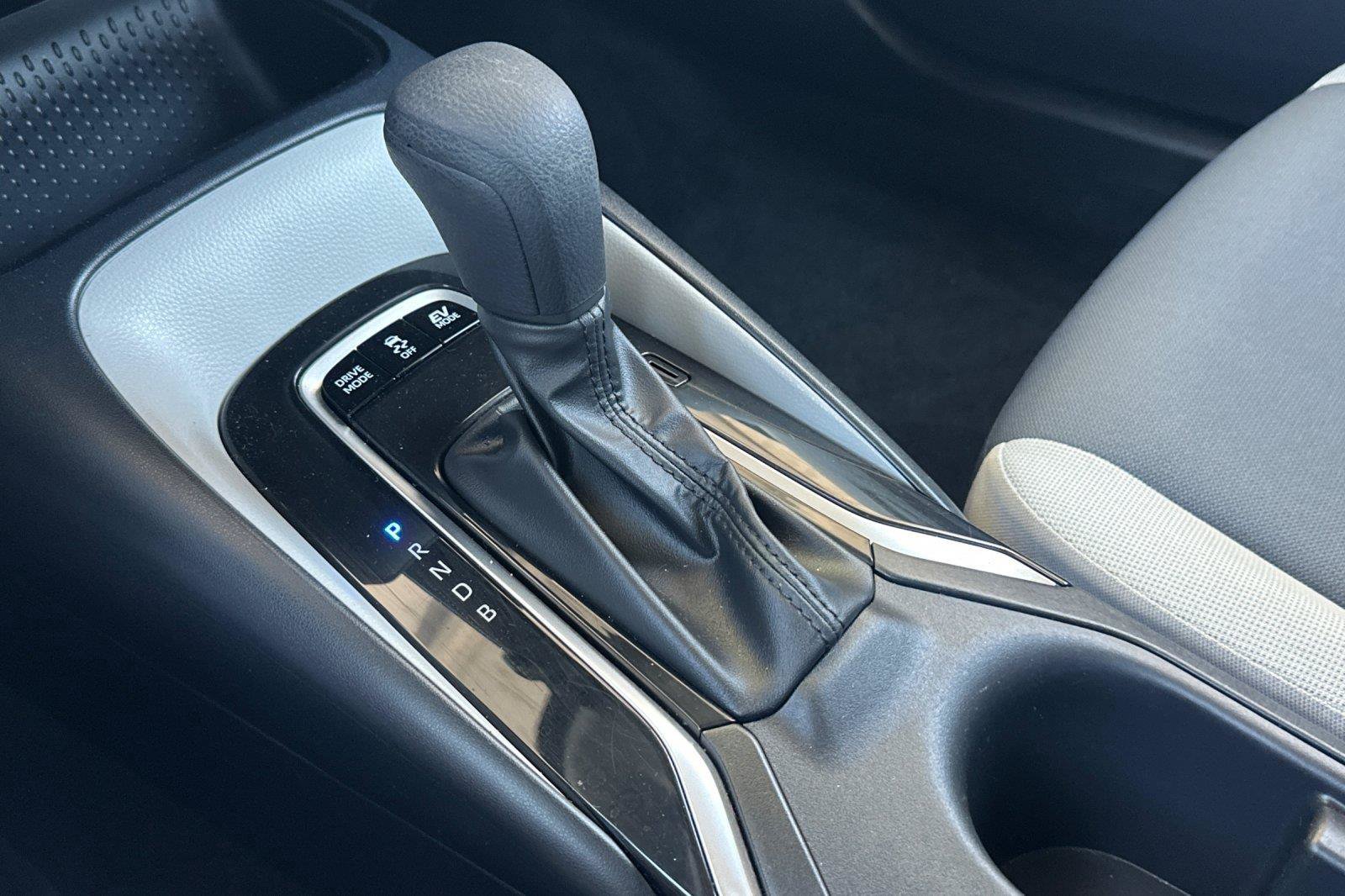 Used 2023 Toyota Corolla Hybrid Sedan FWD image 19