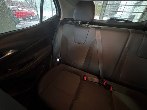 Used 2025 Buick Encore GX Preferred image 38