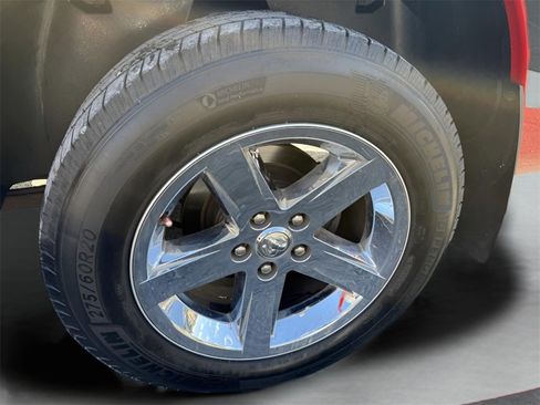 Used 2014 RAM 1500 Express image 26