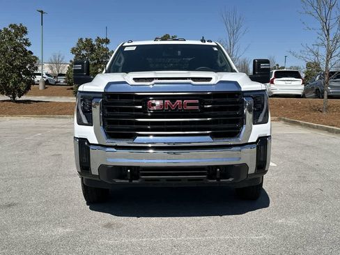 New 2025 GMC Sierra 3500 Pro w/ Convenience Package image 2
