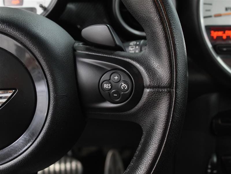 Used 2014 MINI Cooper Clubman S FWD image 14