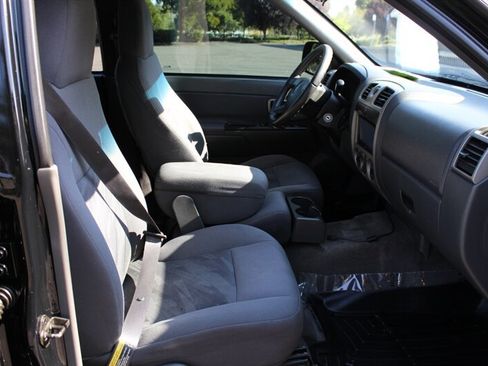 Used 2005 Chevrolet Colorado LS RWD image 16
