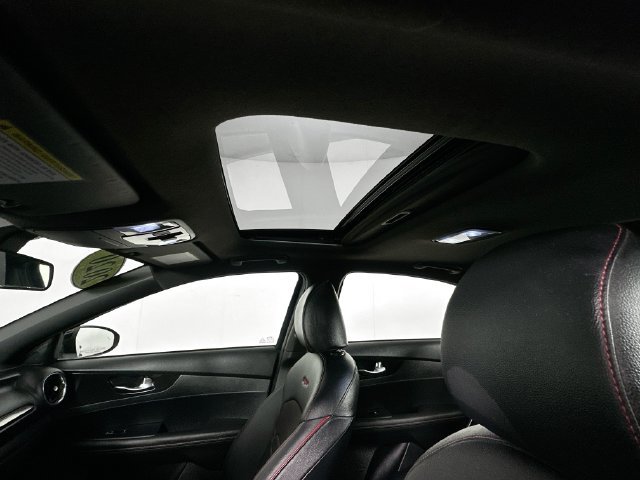 Used 2020 Kia Forte GT FWD image 17