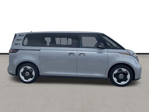 New 2025 Volkswagen ID. Buzz Pro S image 4