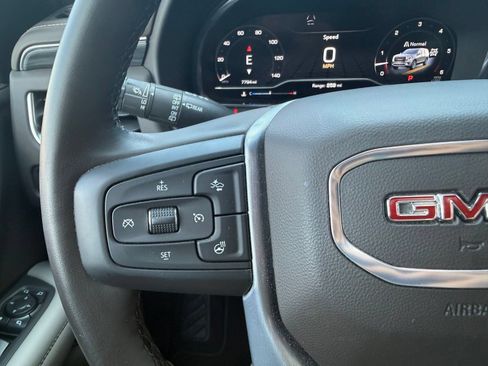Used 2024 GMC Yukon SLT w/ SLT Premium Package AWD/4WD image 35