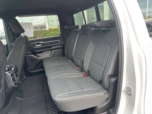 Used 2022 RAM 1500 Big Horn AWD/4WD image 43