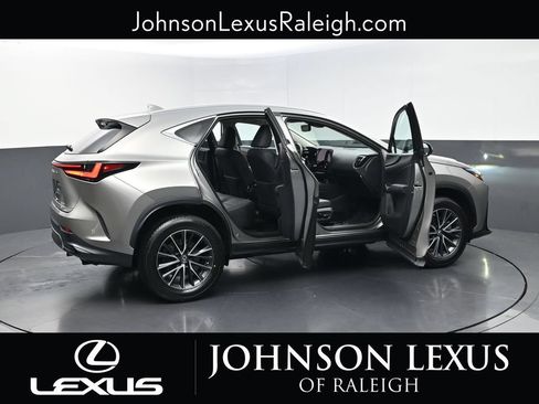 Used 2022 Lexus NX 250 AWD image 33