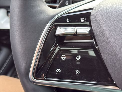 New 2026 Cadillac Optiq Luxury 1 w/ LPO, Floor Liner Package image 15