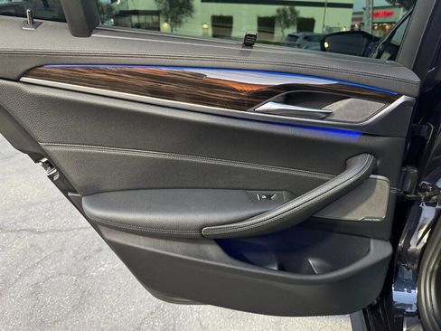 Used 2019 BMW M550i xDrive w/ Premium Package 2 AWD/4WD image 26