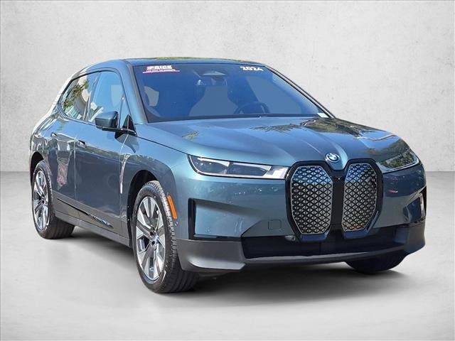Used 2024 BMW iX xDrive50 w/ Premium Package AWD/4WD image 3