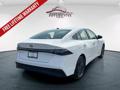 New 2026 Nissan Sentra SV w/ SV Convenience Package FWD image 11
