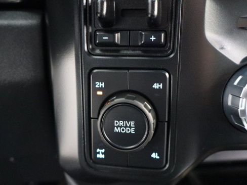 Used 2024 Ford F350 Lariat w/ Lariat Ultimate Package AWD/4WD image 64
