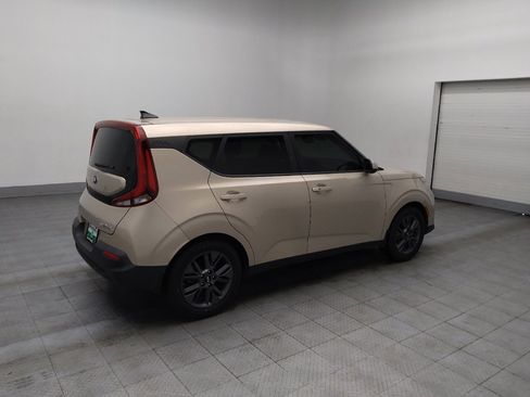 Used 2020 Kia Soul EX image 10