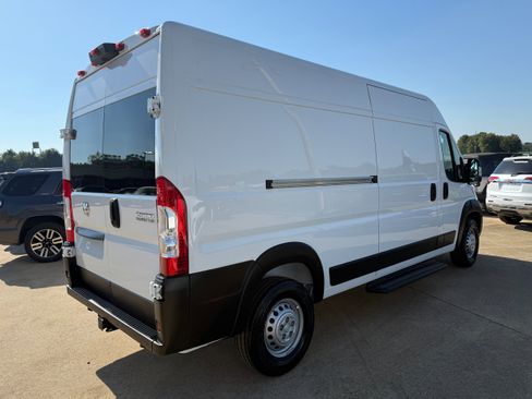 New 2026 RAM ProMaster 2500 w/ Cold Weather Group image 4