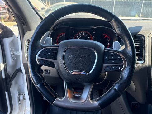 Used 2018 Dodge Durango SRT w/ Technology Group AWD/4WD image 25