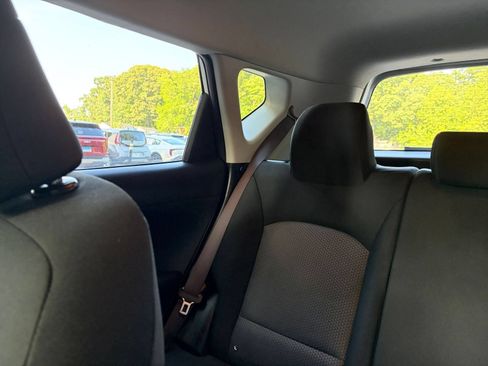 Used 2025 Kia Soul LX w/ LX Technology Package FWD image 36