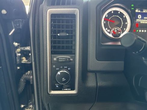 Used 2019 RAM 1500 Express w/ Express Value Package image 17
