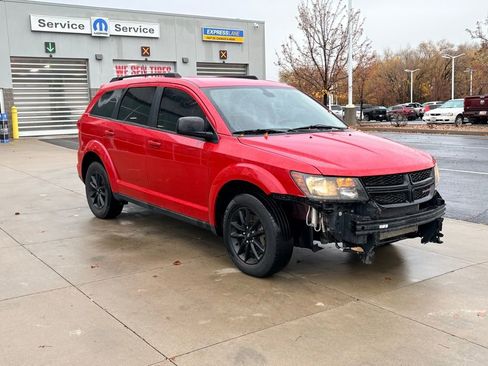 Used 2019 Dodge Journey SE w/ Blacktop Package image 5
