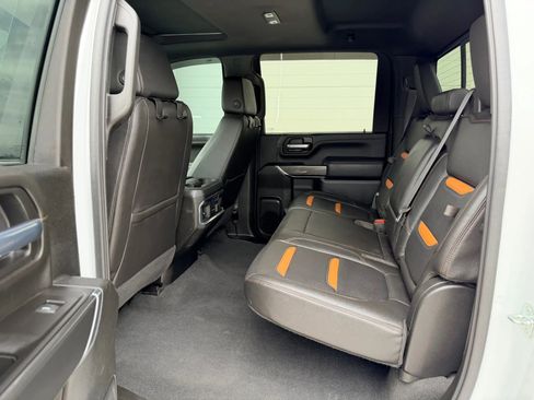 Used 2021 GMC Sierra 3500 AT4 w/ AT4 Premium Plus Package AWD/4WD image 12