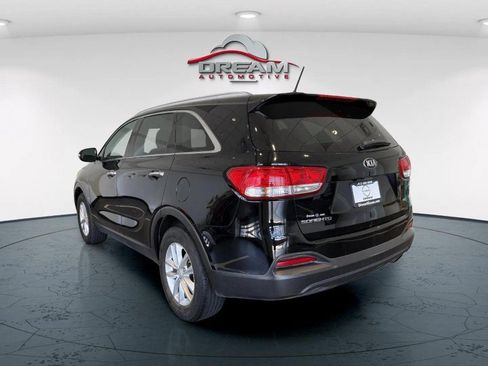Used 2017 Kia Sorento FWD image 6