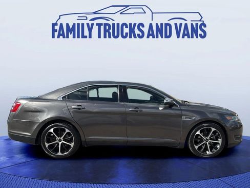 Used 2018 Ford Taurus Limited w/ Driver Assist Package AWD/4WD image 6