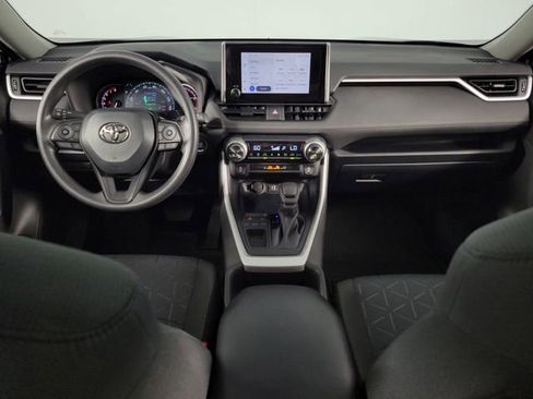 Used 2025 Toyota RAV4 XLE w/ Convenience Package FWD image 26
