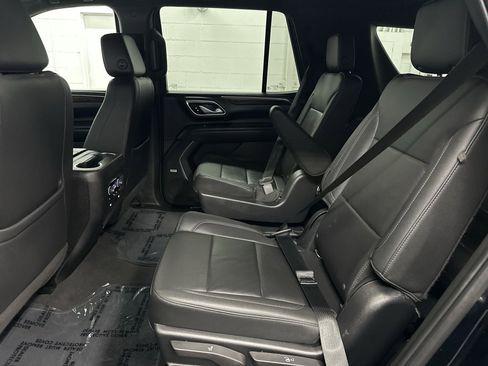 Used 2022 Chevrolet Tahoe Z71 w/ Luxury Package image 21