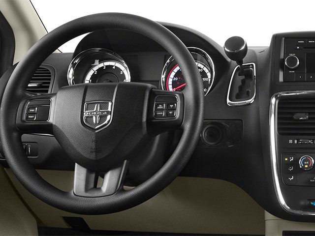 Used 2014 Dodge Grand Caravan SXT FWD image 9