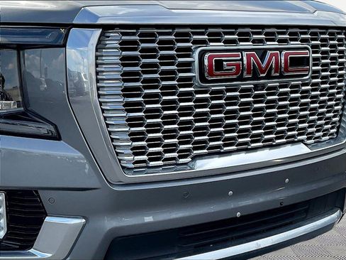 Used 2021 GMC Yukon Denali AWD/4WD image 34