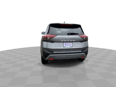 Used 2021 Nissan Rogue SV image 9