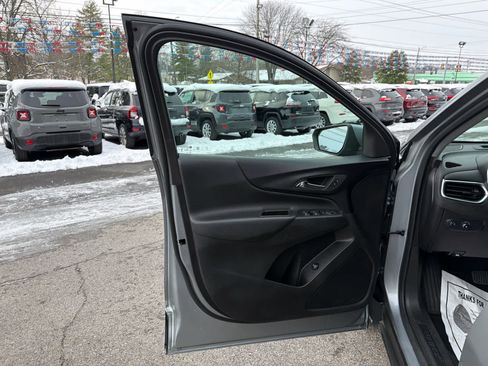 Used 2024 Chevrolet Equinox LT image 15