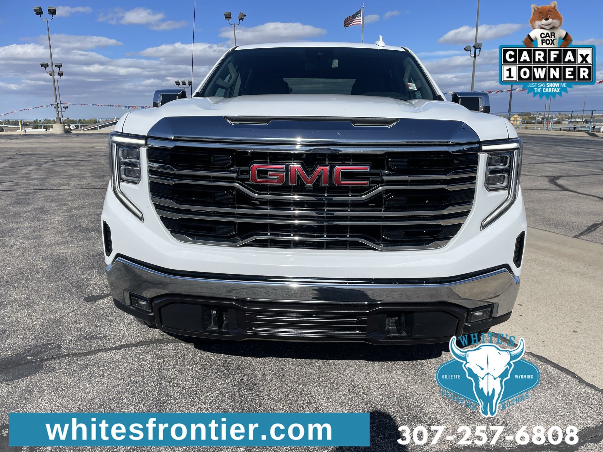 Used 2025 GMC Sierra 1500 SLT AWD/4WD image 12
