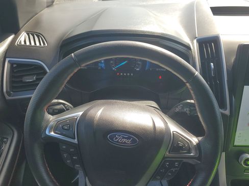 Certified 2023 Ford Edge ST-Line image 22