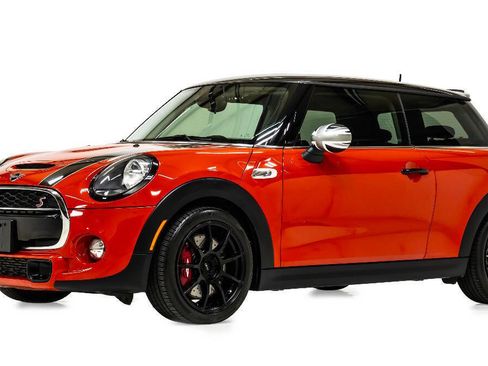 Used 2019 MINI Cooper S image 2