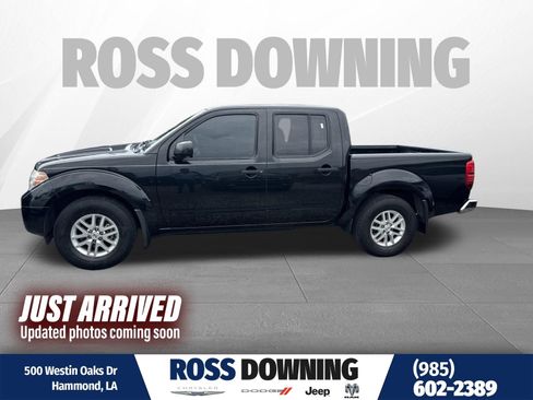 Used 2021 Nissan Frontier SV RWD image 1