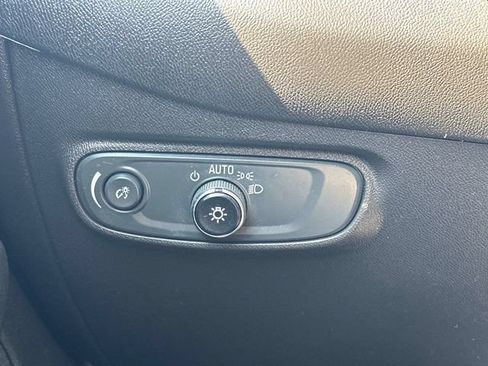 Used 2024 Chevrolet Equinox LT AWD/4WD image 25