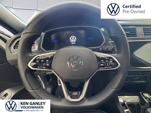 Used 2024 Volkswagen Tiguan SE R-Line AWD/4WD image 11