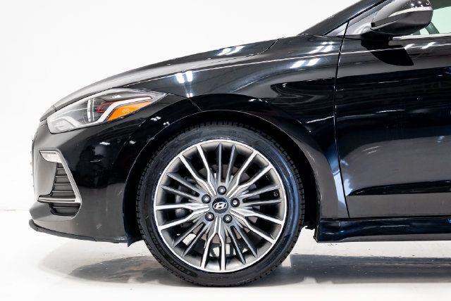 Used 2018 Hyundai Elantra Sport w/ Sport Premium Package 03 FWD image 31